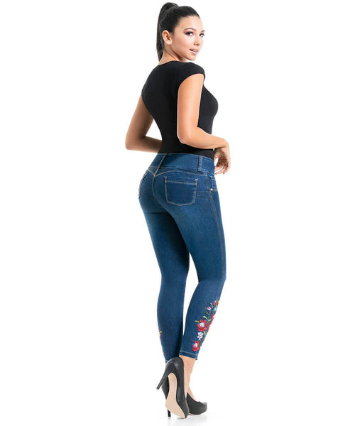 JAZZIE - Colombian Push Up Jeans by BONITABELLA